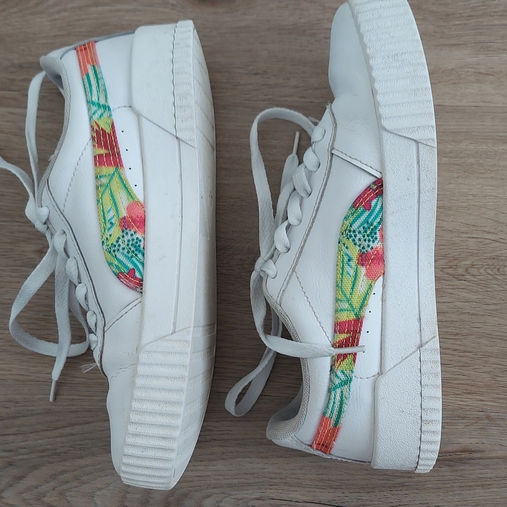 PUMA Sneakers Women/girls - Size 7